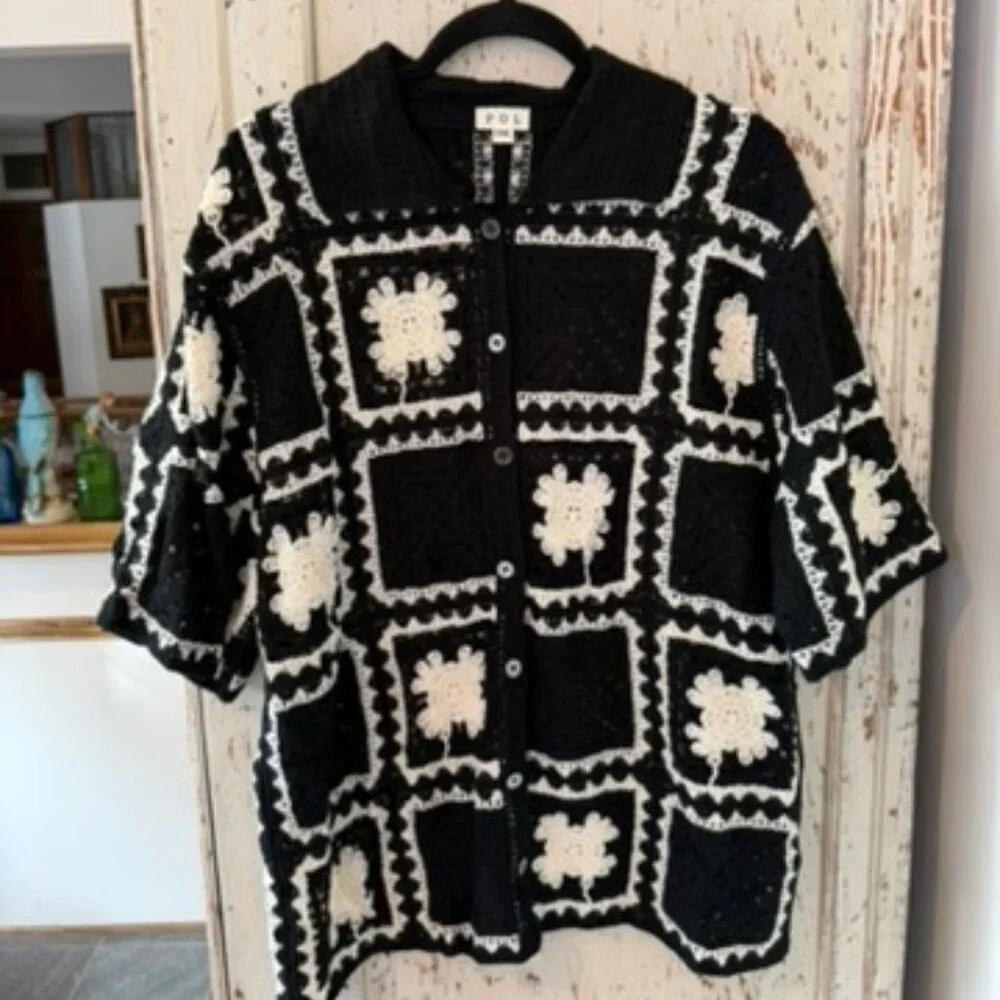 POL GRANNY SQUARE BUTTON FRONT OVERSIZED SHIRT CARDIGAN - Picture 6 of 9